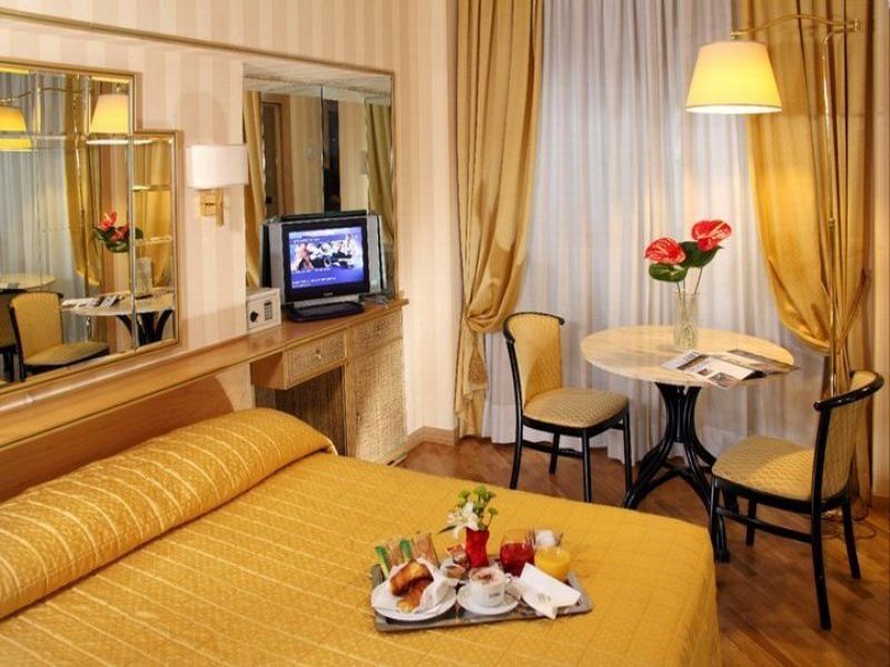 Hotel Oxford Roma Exterior foto